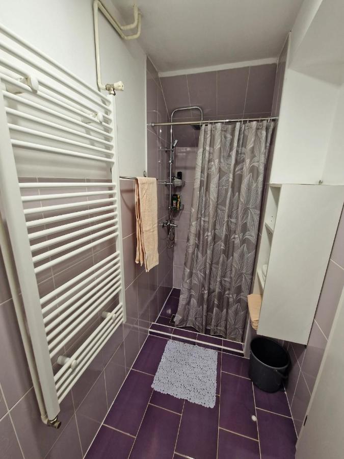 Guesthouse Ella Слуни Экстерьер фото